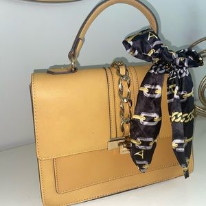 Aldo top handle bag w/scarf